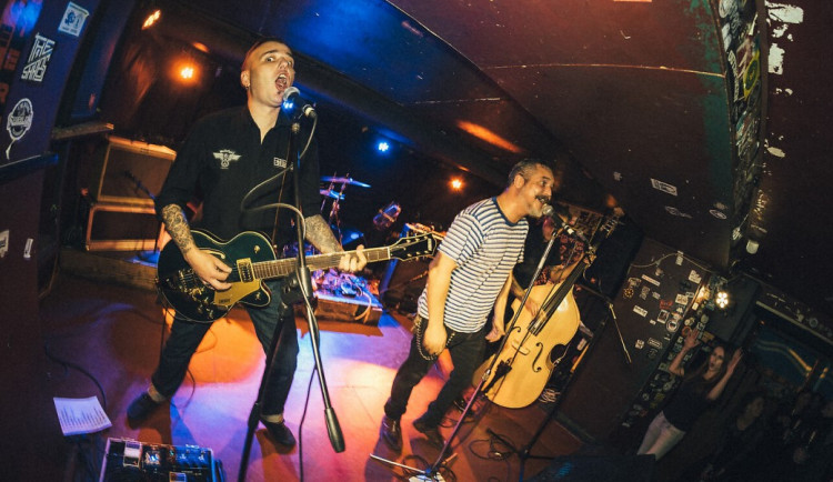 Šestka chystá klubovou noc plnou hudby. Vyrazte na koncerty nejrůznějších žánrů a pobavte se