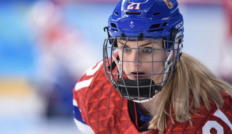 Snad někteří změnili názor na ženský hokej. Skvělá zkušenost, hodnotí olympiádu Vanišová