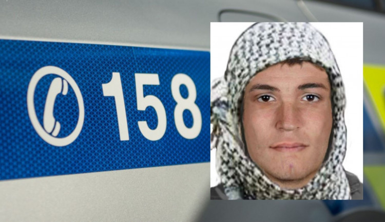 Policie pátrá po onanistovi. Ten nejdřív pokřikoval na dvanáctiletou dívku, pak před ní začal onanovat