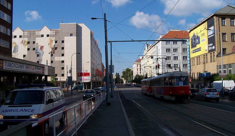 Rekonstrukce omezí dopravu v ulicích Desítky a Devítky. Údržby a stavební práce potrvají až do dubna