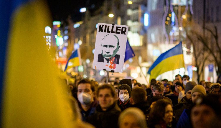 How to help Ukraine?  See where and how we can contribute