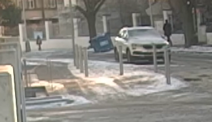 VIDEO: Policie dopadla zvrhlíka, který se obnažoval před holčičkou. Muž byl za podobný čin již odsouzen