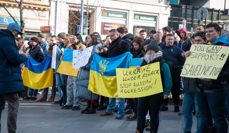 Praha dá na pomoc Ukrajině deset milionů Kč, připravena má lůžka pro