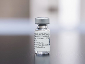 Do Česka dorazilo více než 100 tisíc dávek vakcíny Novavax