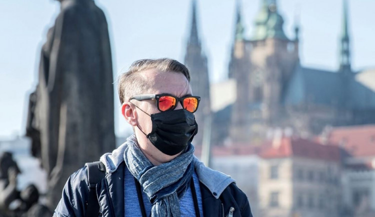 Pro rohlíky už v roušce nemusíte.