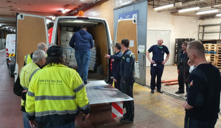 16486453343933-241-sklad