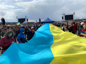 VIDEO: Na Letné probíhá akce Společně pro Ukrajinu. Účast není vysoká