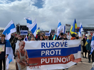 VIDEO: Na Letné probíhá akce Společně pro Ukrajinu. Účast není vysoká