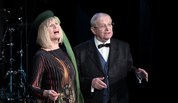 Nechtěli jsme, aby si lidé mysli, že jsme kámoši Putina, říká Suchý k upravenému muzikálu Nižní Novgorod