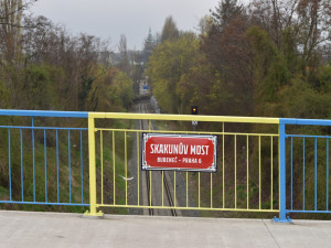 Korunovační už nese název Ukrajinských hrdinů. Nové jméno dostal i přilehlý most