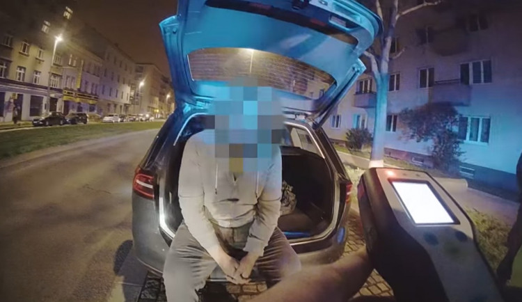 Řidiči naměřili skoro dvě promile.