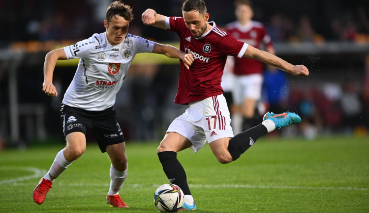 Fotbalisté Hradce Králové šokovali i druhé pražské S. Se Spartou remizovali 1:1