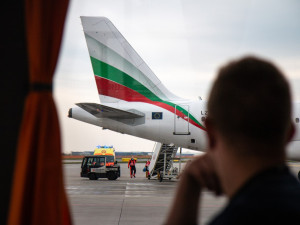 Letěli jsme s gorilou i delfínem, vzpomíná zkušený pilot, který odhalil fungování pražského letiště