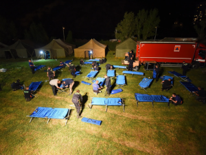 Uprchlíci z nádraží se začnou stěhovat do stanového městečka nejpozději v pátek
