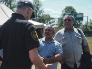 FOTOGALERIE: Z nádraží do stanů. Podívejte se, kde budou spát uprchlíci z Ukrajiny