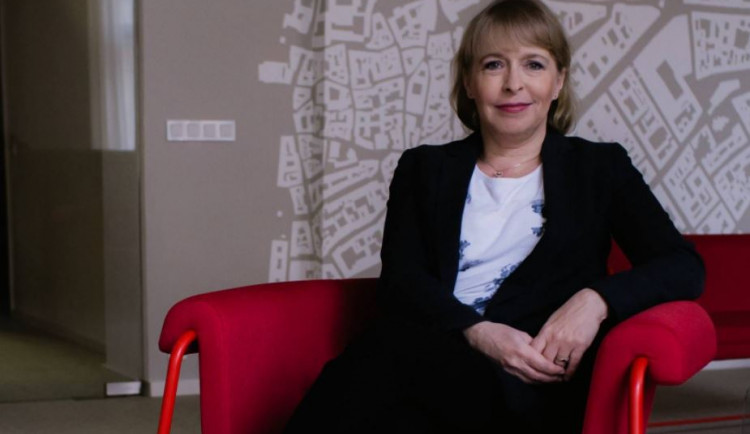 Soupeření na politické scéně je moc, říká Marvanová po odchodu ze STAN