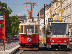 Do Opletalovy ulice se po více než čtyřiceti letech vrací tramvaje
