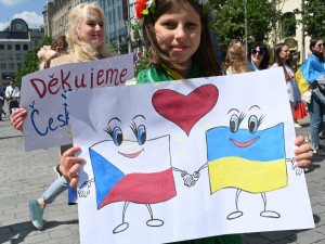 Děkujeme, Česká republiko! Prahou prošel průvod Ukrajinců