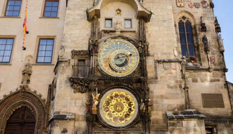 Na podobu pražského orloje po rekonstrukci přišla stížnost. Bude ji řešit ministerstvo kultury