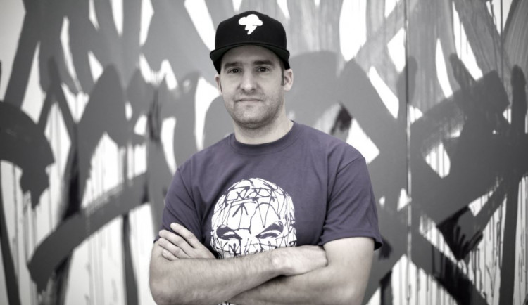 Přední čeští street art a graffiti umělci vystavují svá díla v unikátním prostoru Villy Pellé