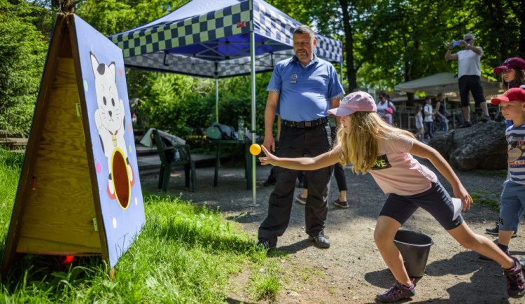 Den dětí v zoo organizuje i městská policie.