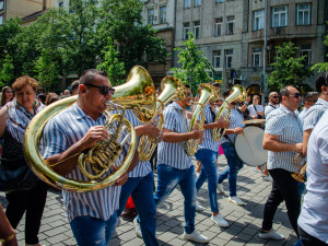 FOTOGALERIE: Centrem Prahy prošel průvod stovek Romů. Podívejte se