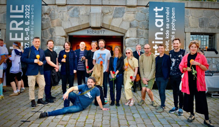 Výstava současného umění inspirovaná pražskými Primátorkami je k vidění na smíchovské náplavce