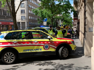 V Praze nabourala sanitka