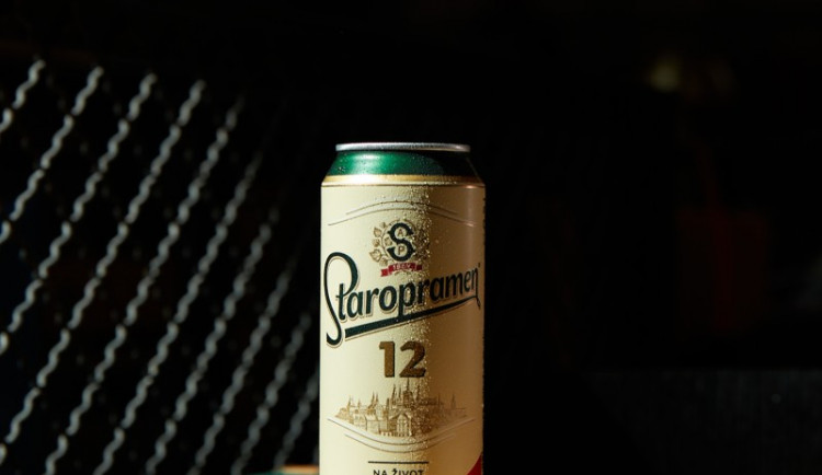 Favoritem mezi ležáky jsou dvanáctky. Staropramen uvedl novinku s plnější chutí