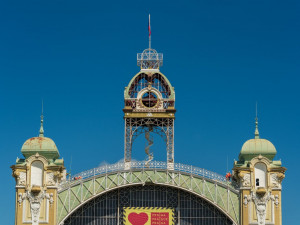 Hodiny z Průmyslového paláce procházejí renovací. Za tři měsíce budou zase ve věži