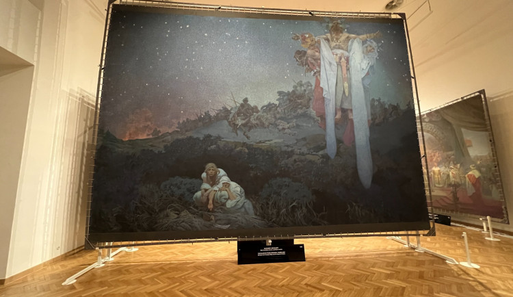 Plátna jsou v současné době v Moravském Krumlově.