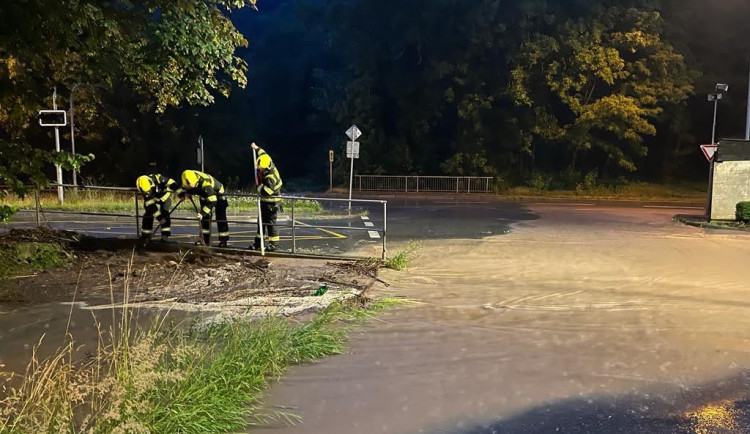 Došlo i na třetí povodňový stupeň