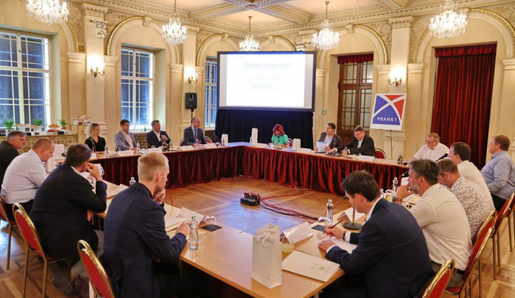 Sněm starostů na Žofíně.