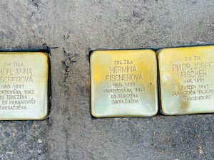 V Praze přibyly další kameny zmizelých