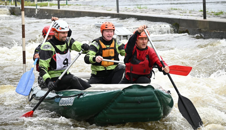 Závodilo se na Trojském kanále.
