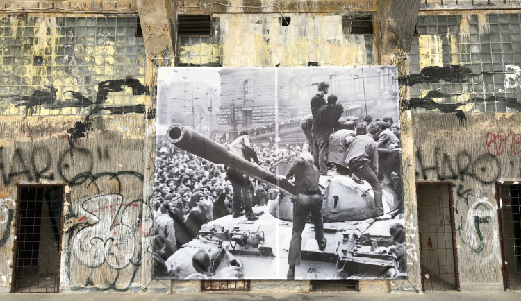 Výstava na Strahovském stadionu.