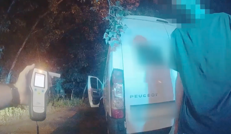 Muž měl před jízdou drogy i alkohol.