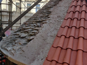 Dělníci odkryli při opravě rotundy v centru Prahy unikátní nález