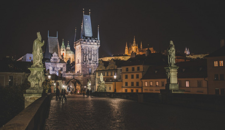 Karlův most skončil ve výběru nejkrásnějších míst světa na šestém místě