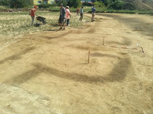 Archeologové odkrývají na okraji Prahy monumentální stavbu z doby kamenné