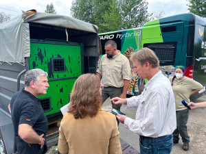 V pražské zoo už je Mojina dcera Duni. Přiletěla vojenským letounem