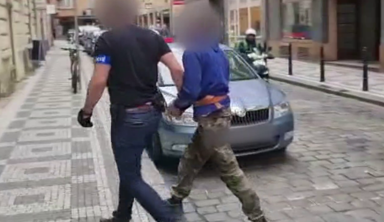 Muže dopadli po třech letech.