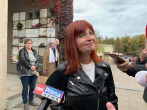 S Josefem Somrem se přišla rozloučit veřejnost i herečtí kolegové