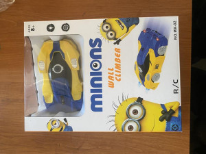 VIDEO: Pražští celníci zabavili v Sapě padělky šperků, elektroniky a hraček za téměř devadesát milionů