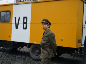 FOTOGALERIE: Davy lidí, déšť a záplava svíček. Podívejte se na Národní