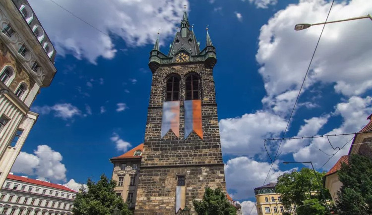 Jindřišská věž je na prodej. Pražské arcibiskupství památku nabízí za 75 milionů