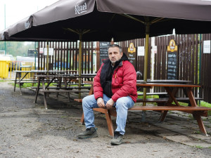 (NE)OBYČEJNÍ: Milánek obsluhuje zásadně bez úsměvu. Nenávidím oslovení „šéfíku“