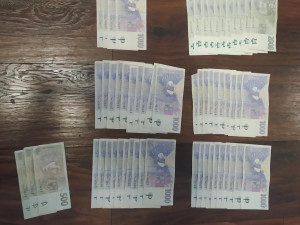 V Praze zatkli tři dealery drog. Za prodej marihuany jim hrozí až deset let vězení