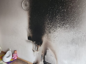 06C8CD74-BB9A-4FC3-87BD-0BFD2B446BF7