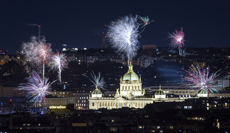 Kolik emisí vypustily silvestrovské ohňostroje? Meteorologové ukázali data